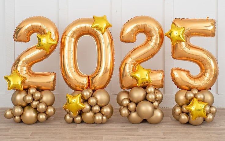2025 Graduation Balloon Numbers Graduation decorating Kit. Gold large numbers on top of small balloon decoration with star balloons